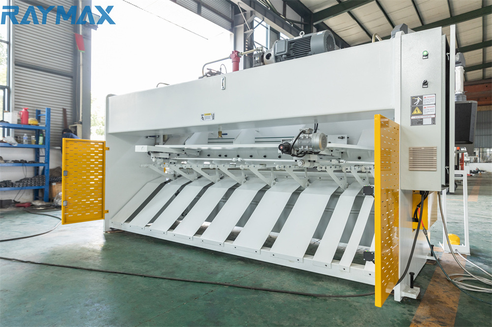 QC11Y-8*2500 Heavy Duty Automatic CNC Hydraulic Guillotine Shearing Machine Sheet Metal Cutting Machine