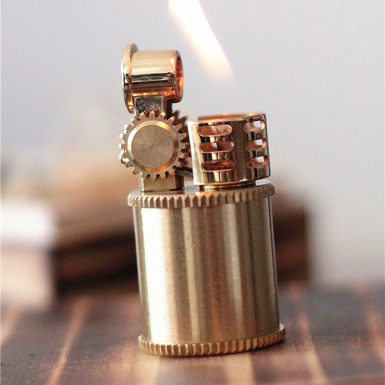 Wholesale ZORRO Brand Factory direct sales Round classic kerosene lighter flint stone portable SMALL SIZE brass oil lighters