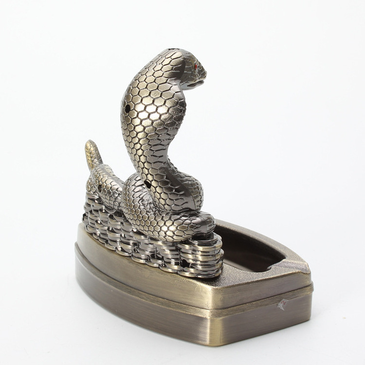 Wholesale Creative Animal Metal Cigarette Ashtrays Lighter Zodiac signs smoking accessories Cobra Snake shape cigar ashtray