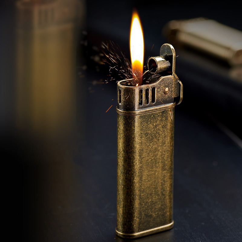 New Arrivals Oil Lighters Smoking Accessories Classic Portable Metal Cigarette Easy to Use cigar torch lighter