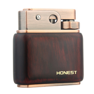 2023 New Arrival Honest Kerosene Lighter Wooden Shell DIY Oil Refillable Automatic Ignition Classic Cigar Cigarette Lighters