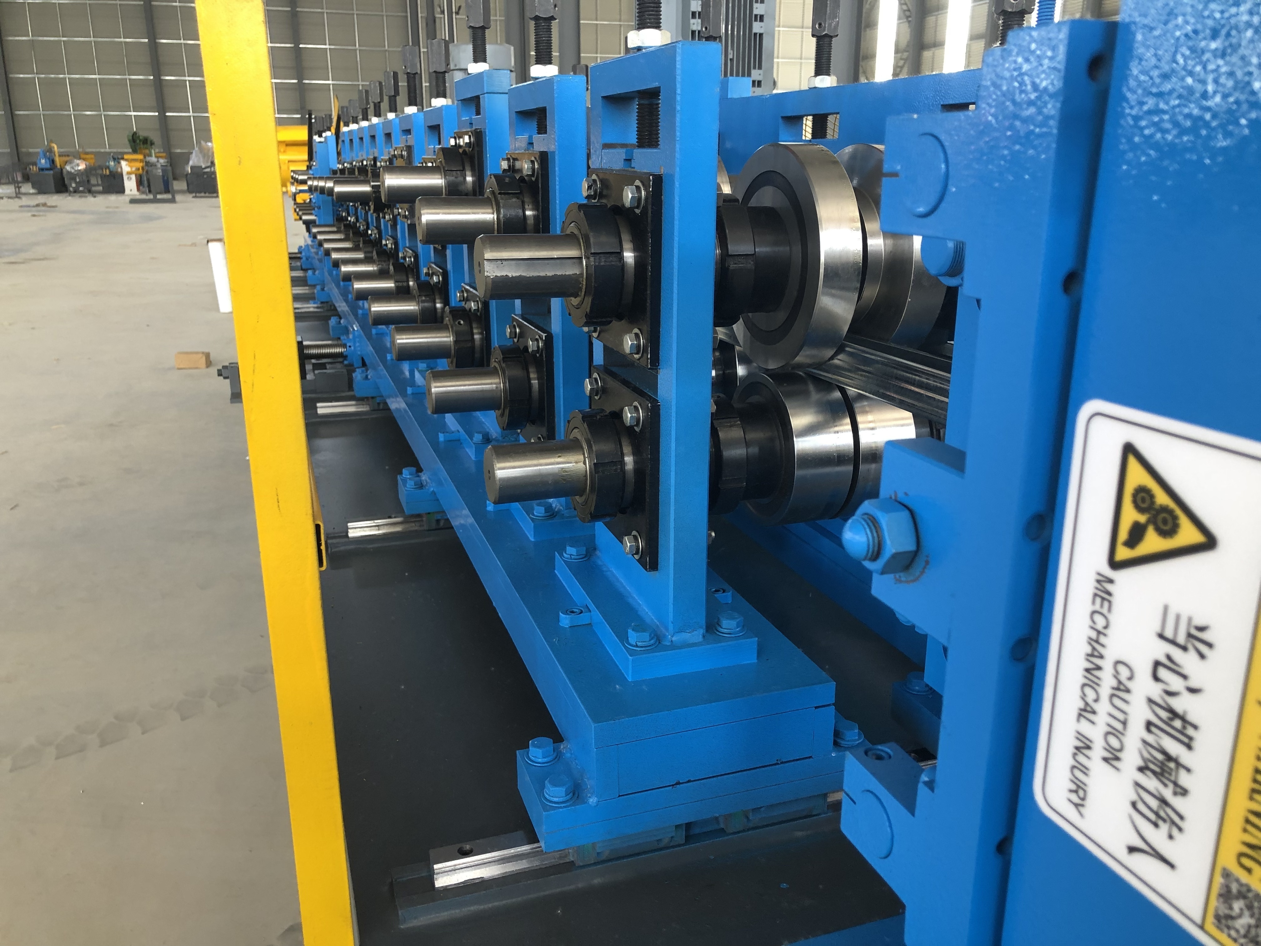 Dry wall studs machine metal stud and track roll forming machine steel framing machine