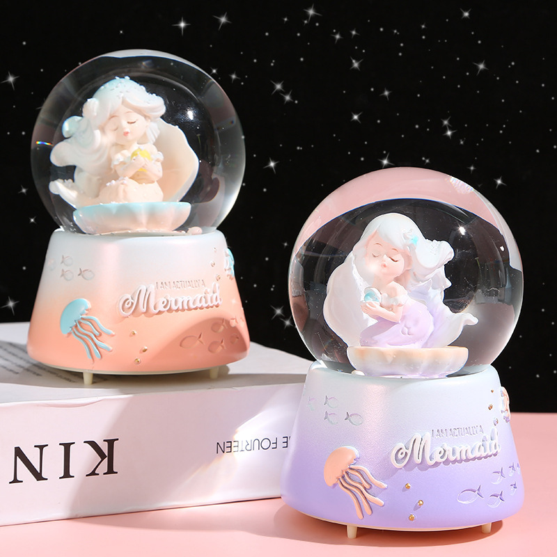 Wholesale Carton Style Crystal Lighting Snow Globe for Christmas Souvenir Gifts