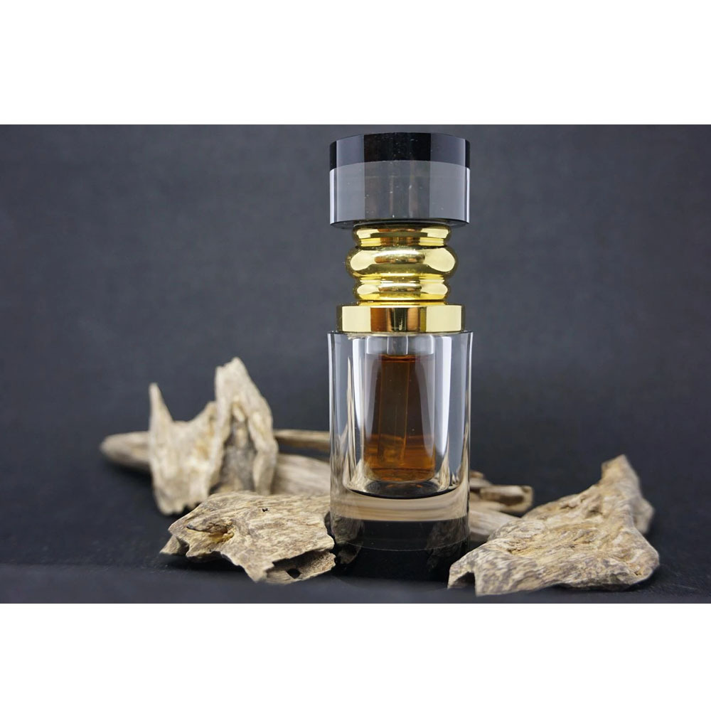 Manufacturer supply wholesale bulk price OEM 100% pure natural agarwood essential oil