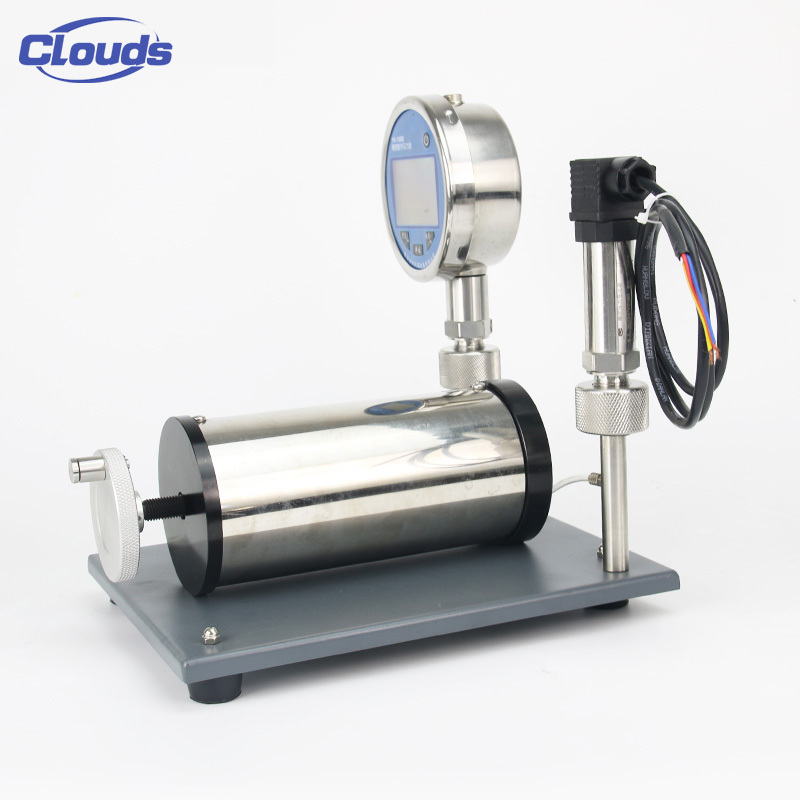 Clouds Calibration Standard Gauge Digital hand pump pressure Micro Pneumatic Pressure Calibrator