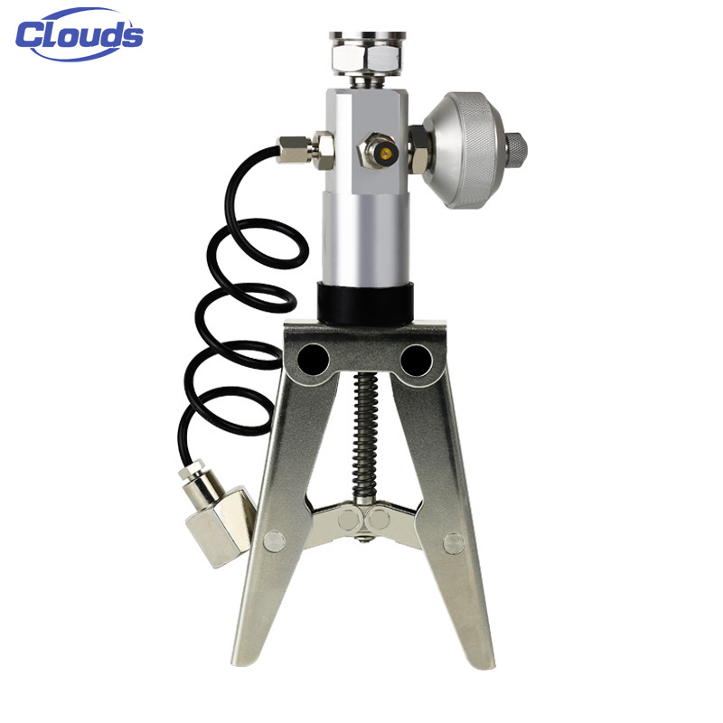 Clouds Stainless Steel Pneumatic Pressure Calibrator 16Bar Hand Pump Pressure Calibrator for Pressure Testing Equipment