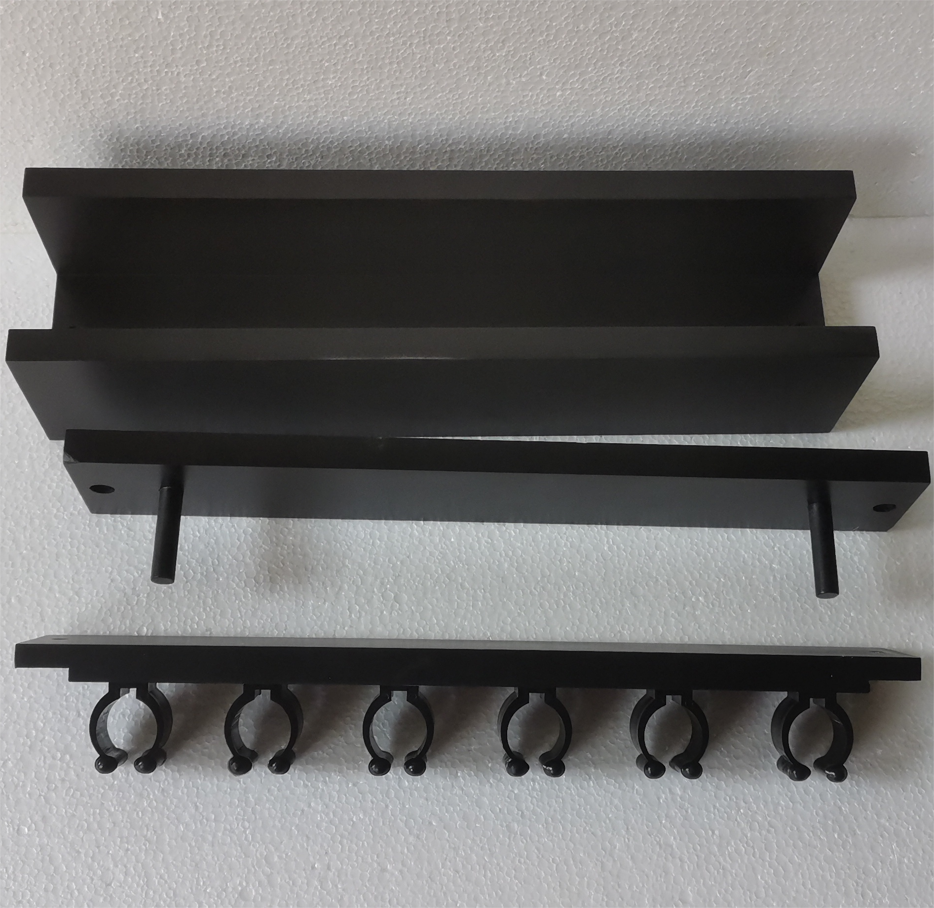 OEM and ODM Wall mounted Solid Wood Cue Stick Holder Giassvio Pool Stick Holder Pool Cue Rack