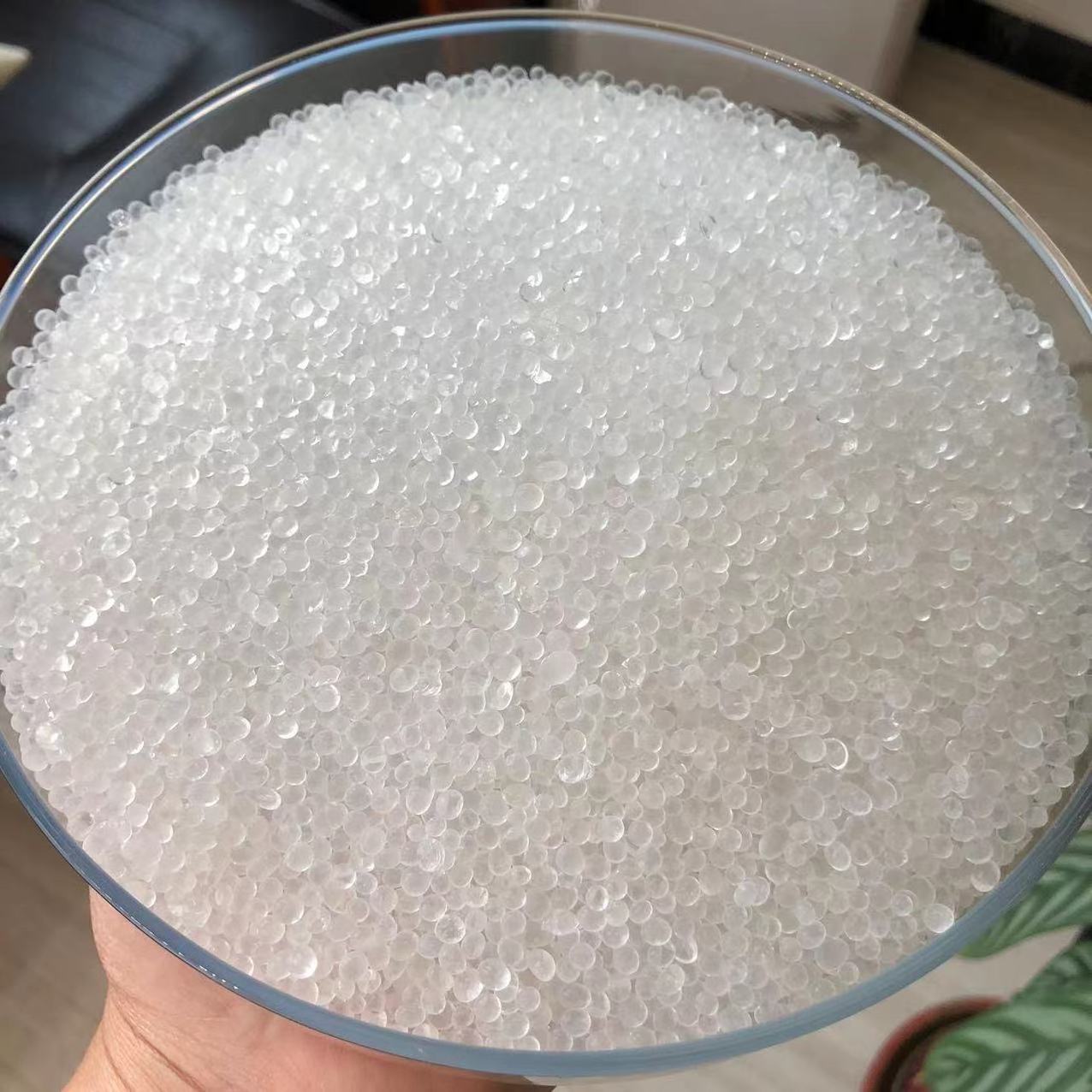 Factory Price Desiccant White Silica Gel beads bulk packing 25kg bag