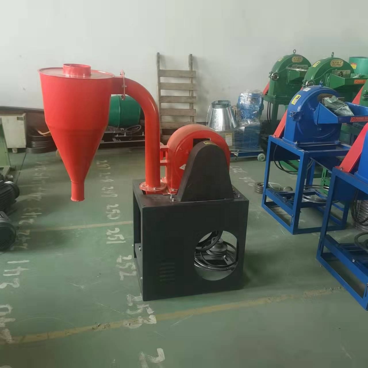 Self- priming Corn Wheat Flour Mill Milling Grain Crusher Machine Wheat/Maize/Rice Grain Grinding Mill