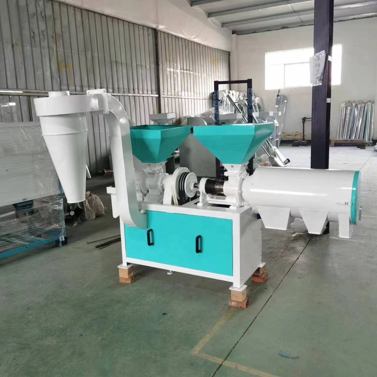 2023 Corn grits making machine wheat rice maize peeling huller and milling machine