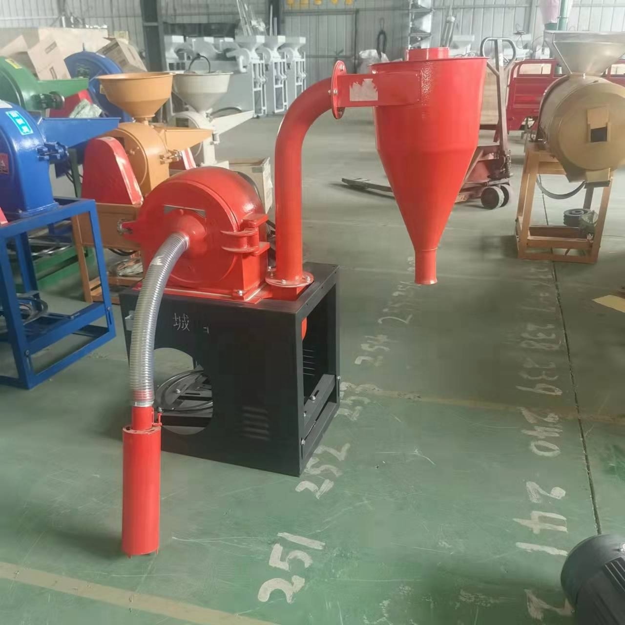 Self- priming Corn Wheat Flour Mill Milling Grain Crusher Machine Wheat/Maize/Rice Grain Grinding Mill