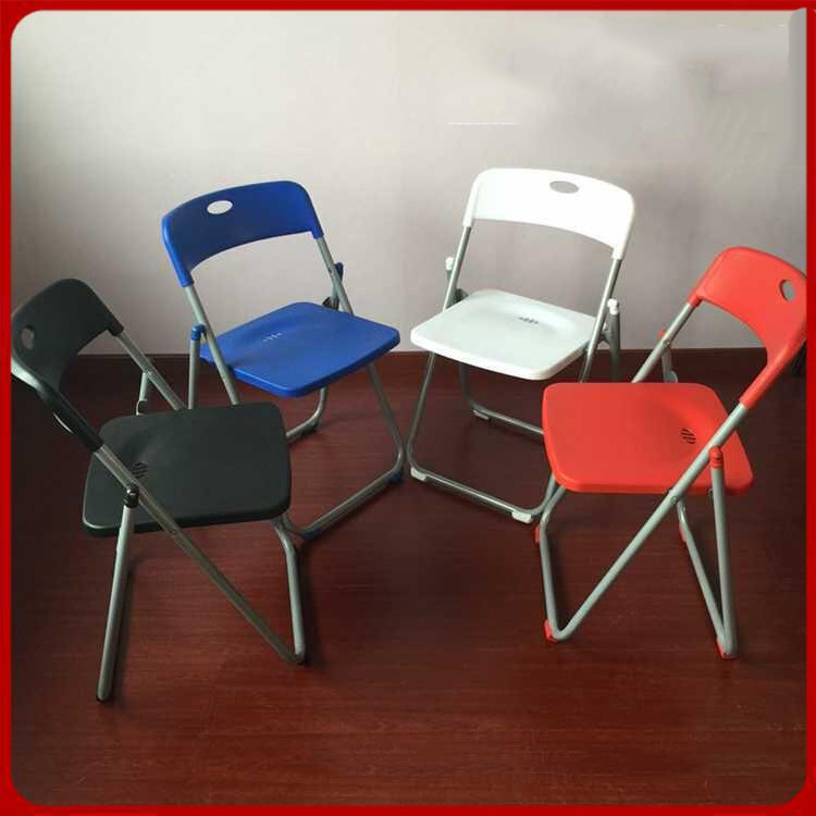 Pure color plastic back Fashionable Metal Legs Furniture Rest Chair Plastic Portable folding seat