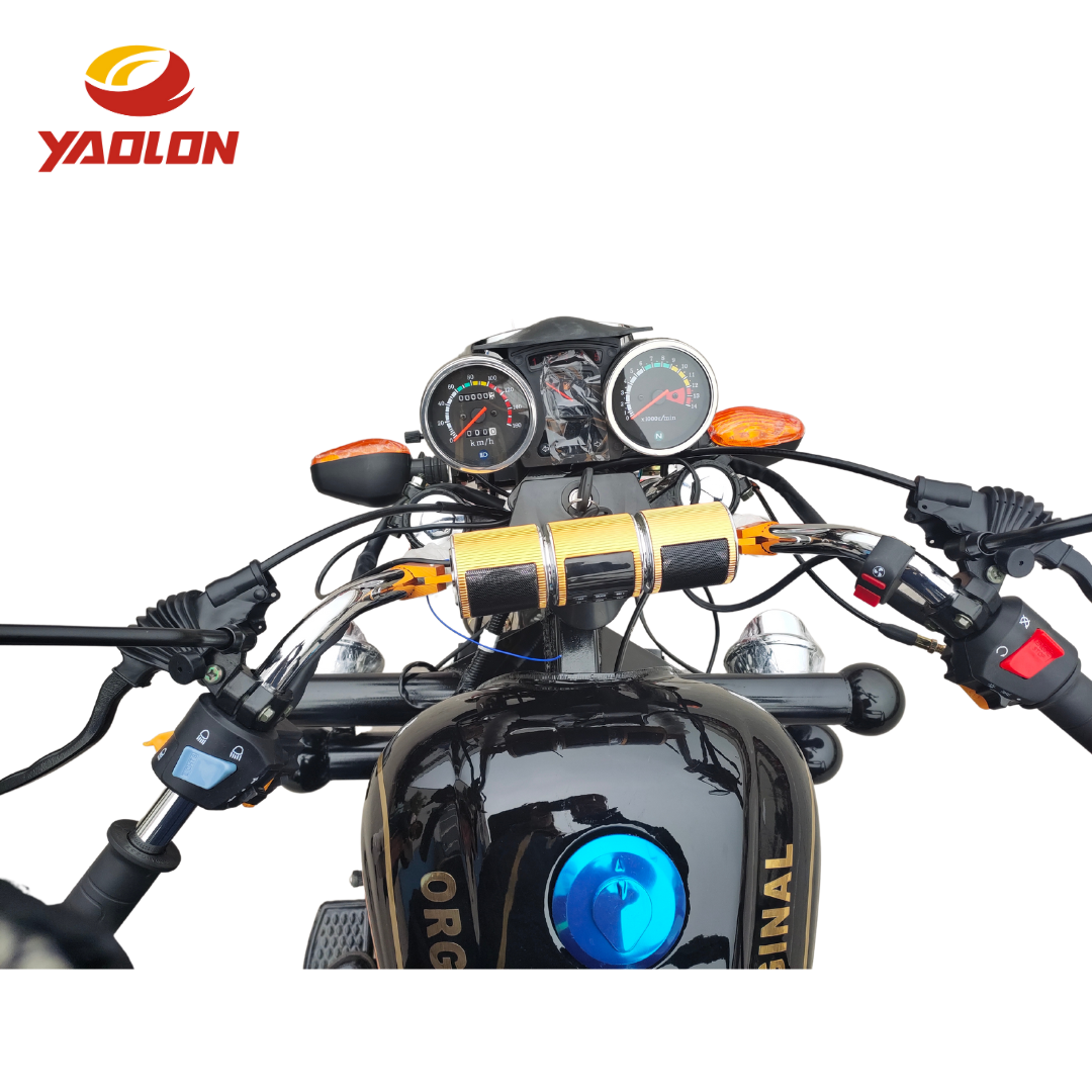 China YAOLON Brand Gas Motor Scooters For Sale Outport Model 150cc Gasoline Engine Motorized Truck  Cargo Tricycle Motorcycle