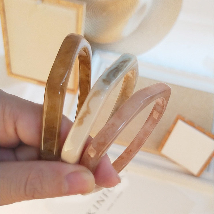 2021 Classic Resin Cuff  Bracelet Bangles for Women Geometric Polygon Acrylic Bangle Female Simple Charm Party Jewelry