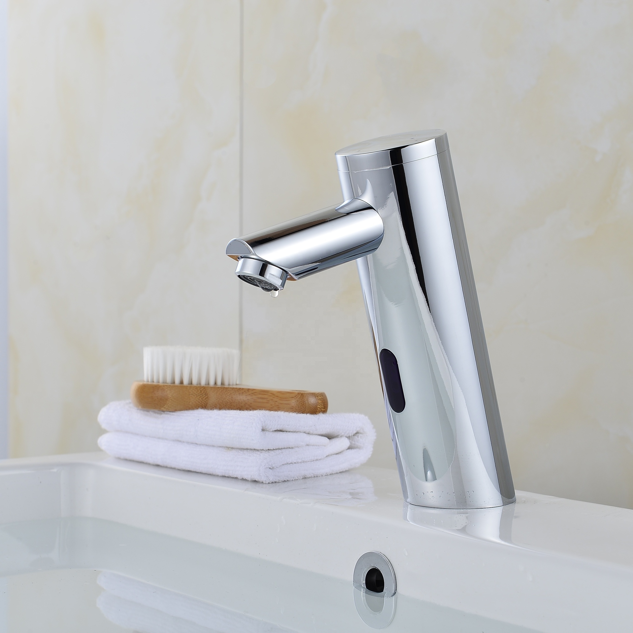 Automatic  Infrared Sensor Faucet Bathroom Silver Color Faucet