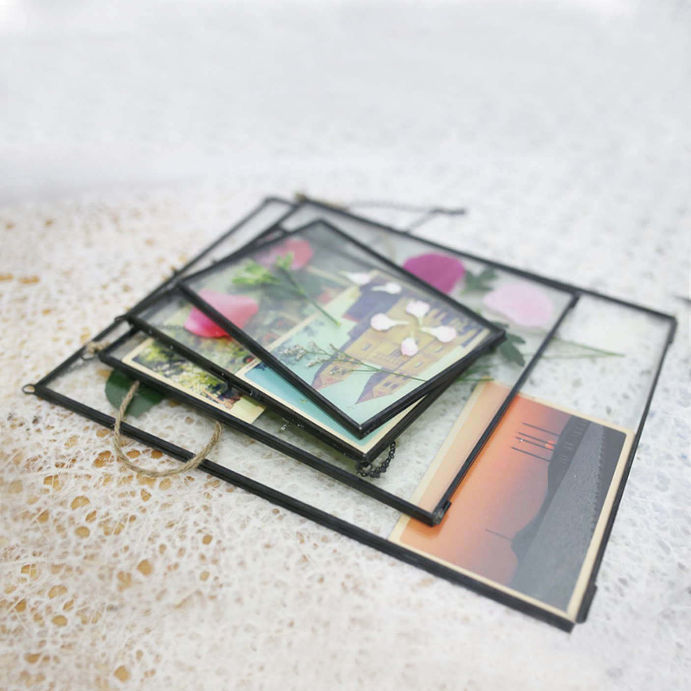 Chinese style Gold Metal Lining  Modern Concise 4in 6in 7in photos use glass Frames Metal Art Picture Photo Frames