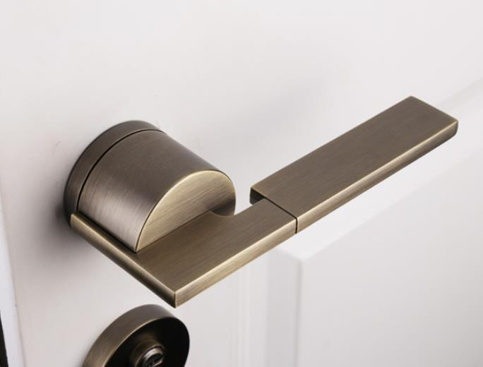 Simple Door Lock Fashion Handle Villa Interior Door Bathroom Handle Metal Material Door Handle Luxury With Key