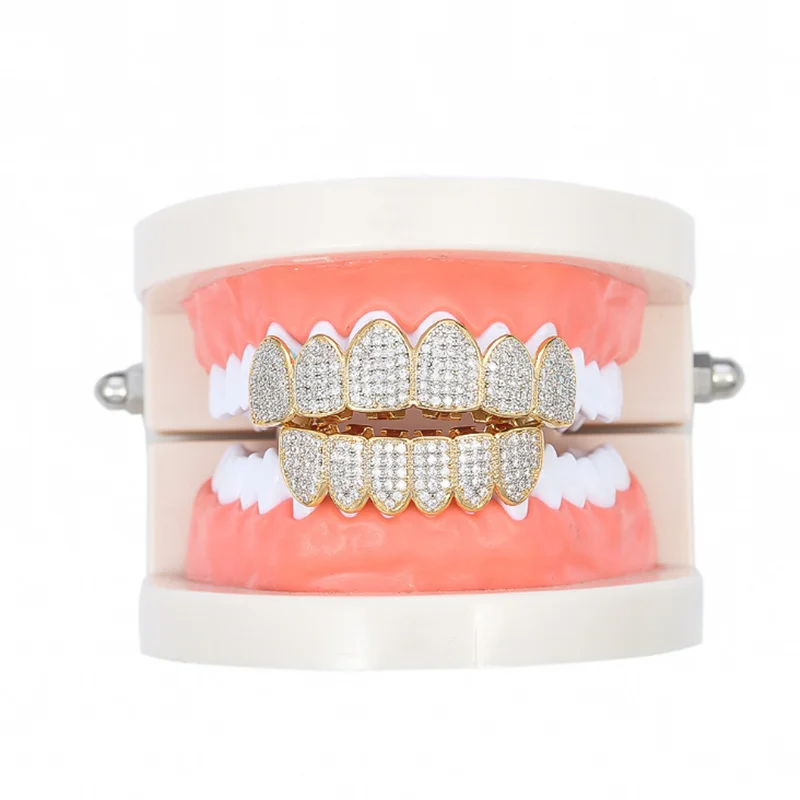 ZF 2024 Cubic Zircon Hip Hop Fangs Teeth Grillz Top & Bottom Grills Dental Mouth Punk Teeth Caps Cosplay Party Rapper Jewelry