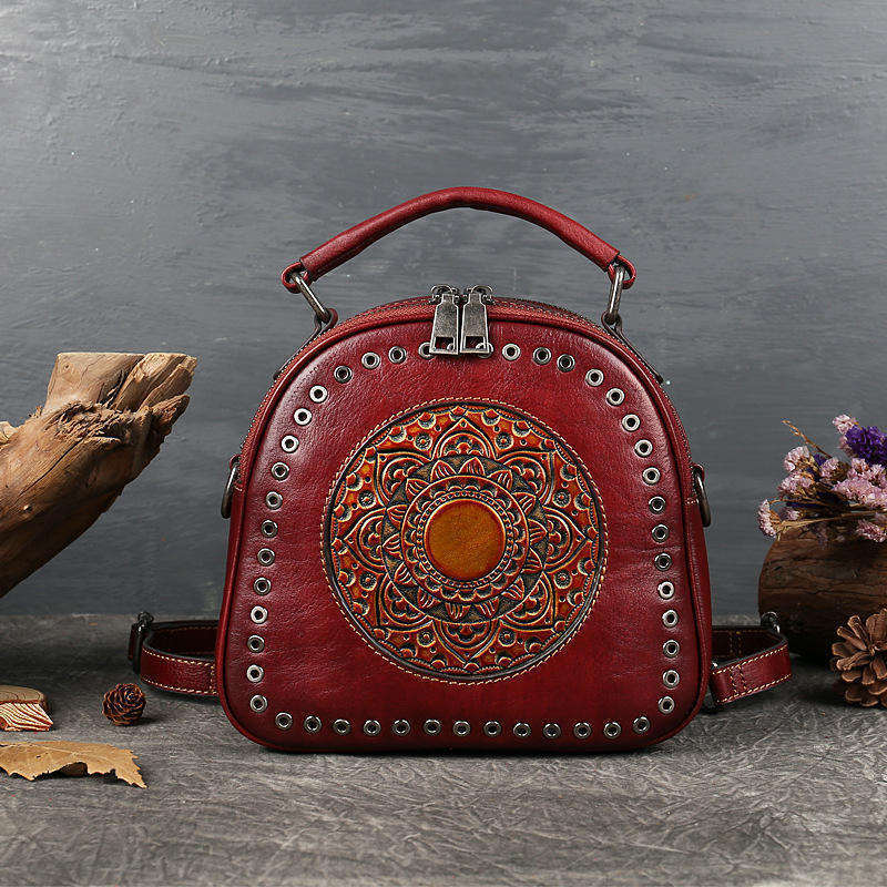 Vintage 100% Genuine Leather Young Women's Shoulder Print Handbags Females Popular  Embossing Totem Messenger Design Purses Bags