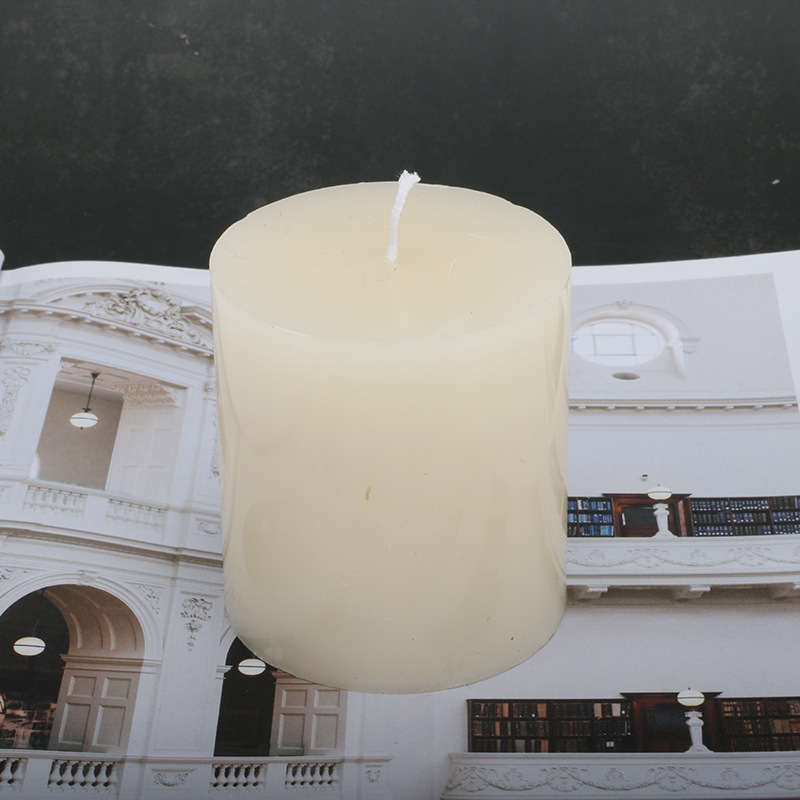 Wholesale good quality Paraffin Wax Unscented Flat-Topped White and Ivory White Pillar Candle