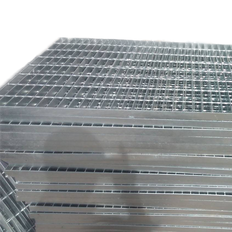 Customized park 30*4 mm hot dip galvanized steel grating special-shaped cut steel grating