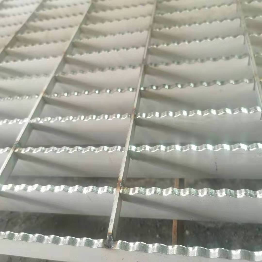 High Quality stainless steel walkway grating garage riveway Drain steel grate cover floor grating