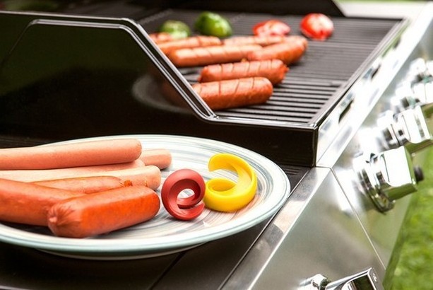 Hot Selling New Kitchen Hot Dog Slicer Manual Fancy Sausage Cutter Spiral Barbecue Hot Dogs Cutter