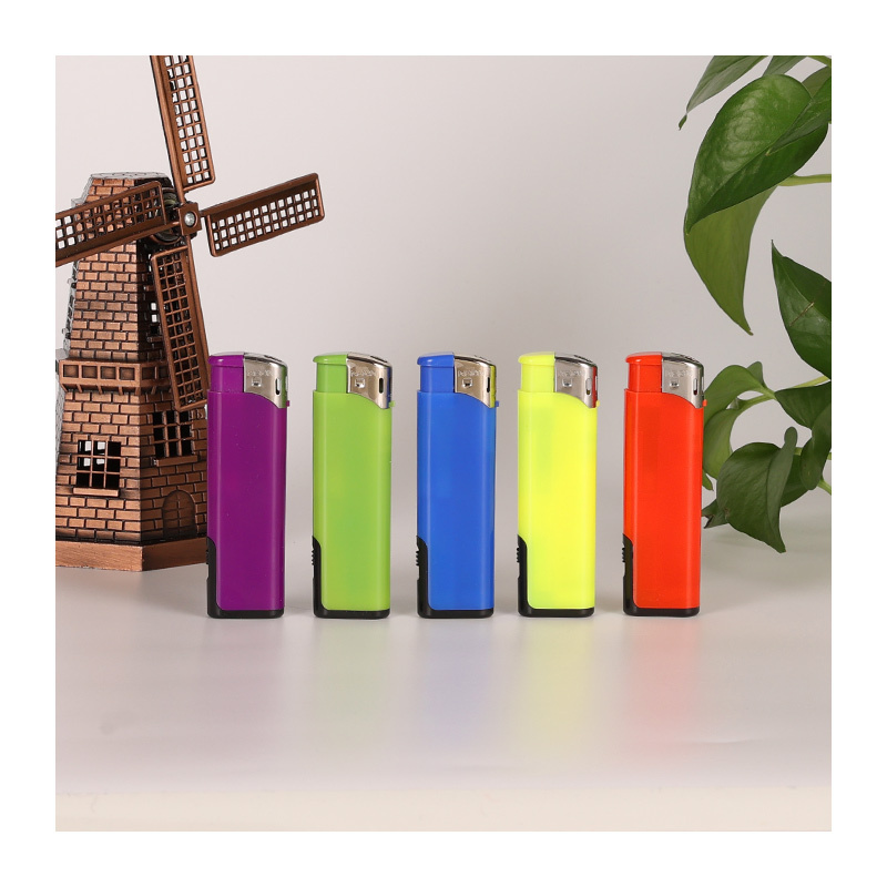 Flameless electronic smoking pipe usb lighter windproof lighter electronic with gas