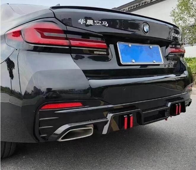 Latest 2023 M5 Diffuser With Double LED-Light For BMW 5 series  G35 2015-2022 Body Kit Quad Exhaust  MP Style Sport Rear Bumper