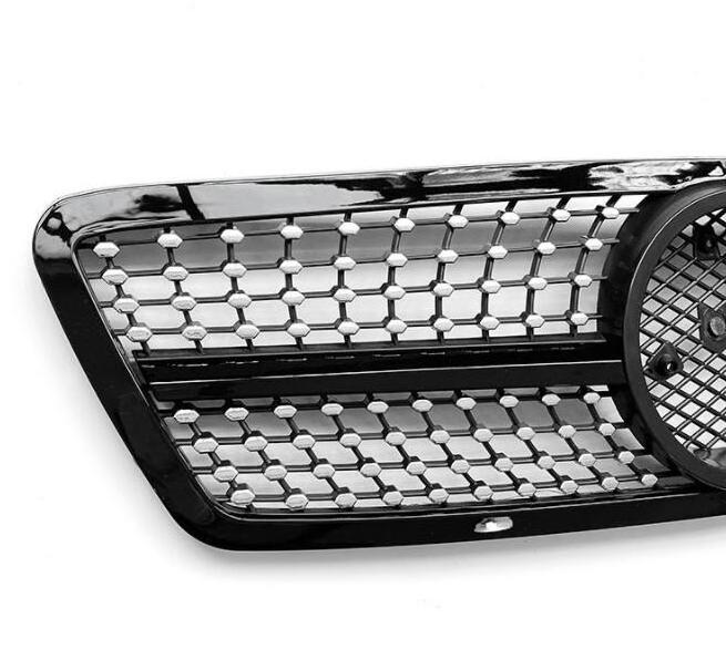 Upgrade AMG style Front Bumper Grille Aluminium For Benz w203 c32 C class 2000-2007 with hole Auto Body Kits Silver ABS 2006