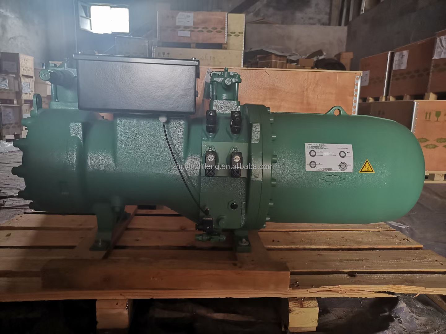 Supply 35hp Bizer screw compressor CSH6553