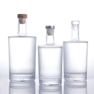 750ml Clear Round Glass Wine Whiskey Vodka Brandy Xo Glass Liquor Bottles