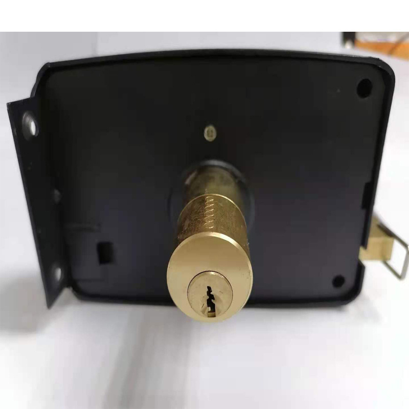 RIM LOCK AND KEY  540.10/12 BRASS HEAD WITH THREE PINS AND BRASS HOOK BOLT DOOR LOCKS