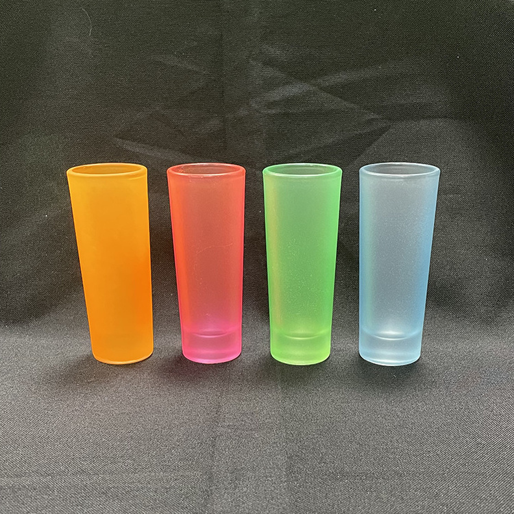 High Quality Customizable Glow in the Dark Tall Shooter Glass American-Style Tequila Shot Glasses Whiskey Whisky Espresso Wine