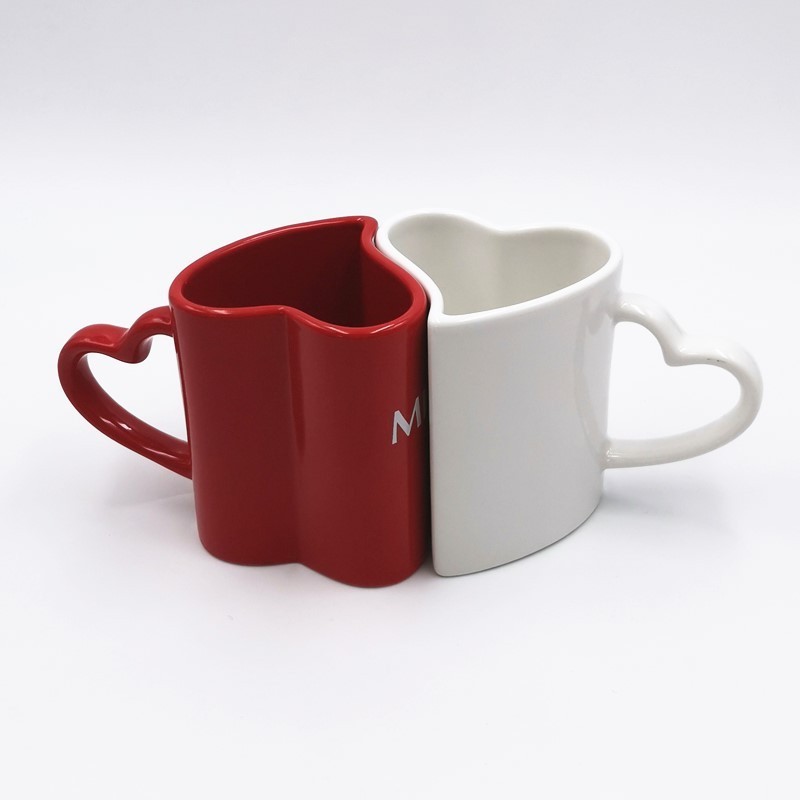 high quality  romantic heart-shape couple ceramic mugs for lovers on Valentine Day