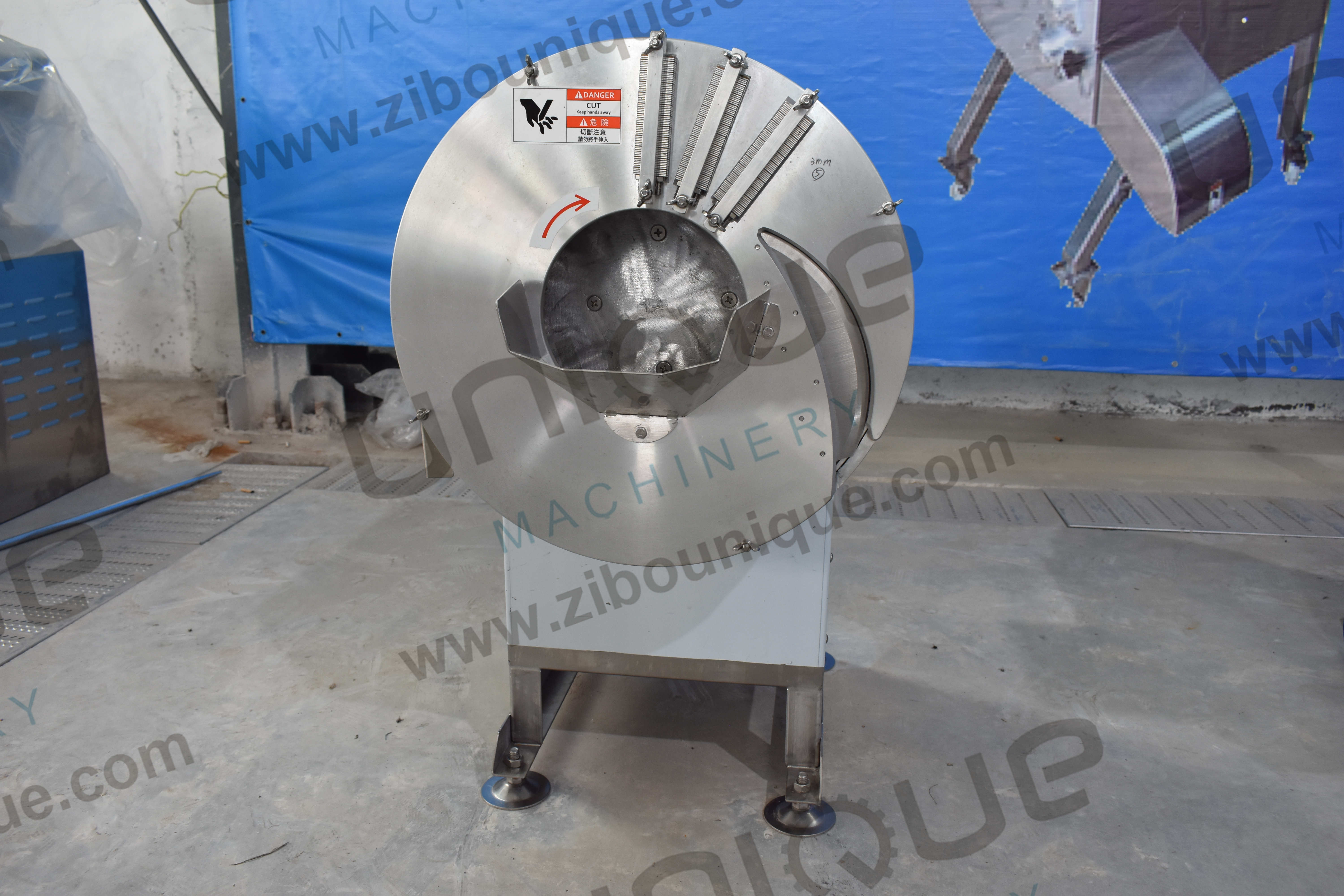 Industrial shredder cutter for root vegetables turmeric cutting machine