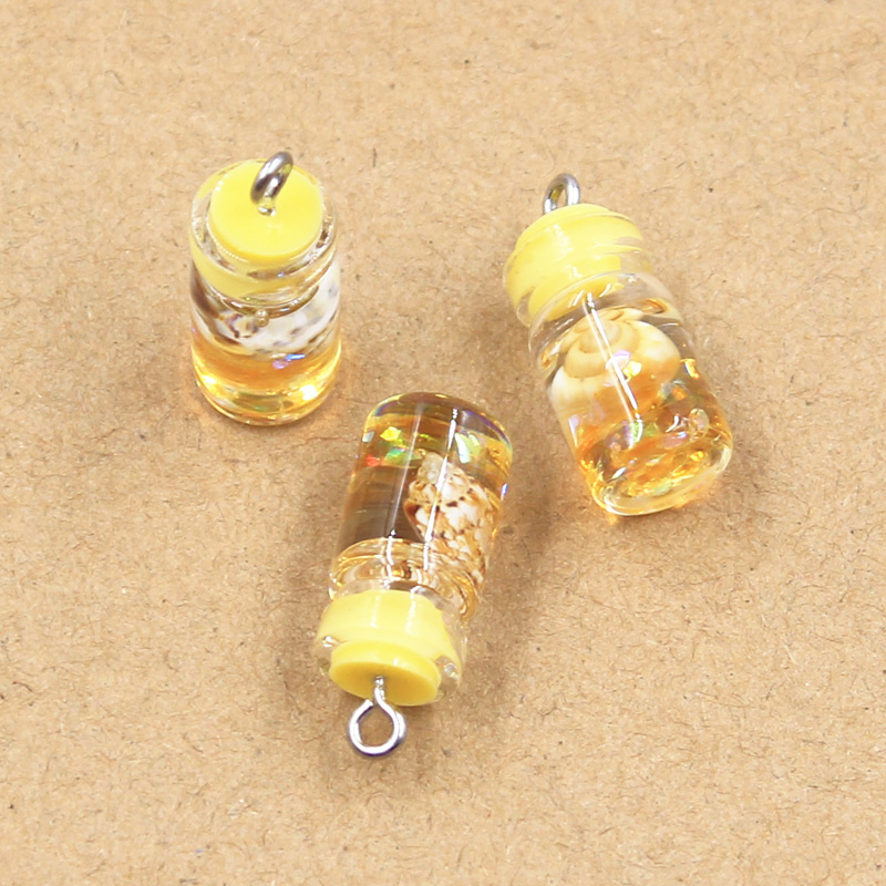 Cute Resin Acrylic Goblet Drink Fruit Juice Keyring Drift Bottle Conch Keychain For Women Men Key Chain Bag Car Key Pendant Gif