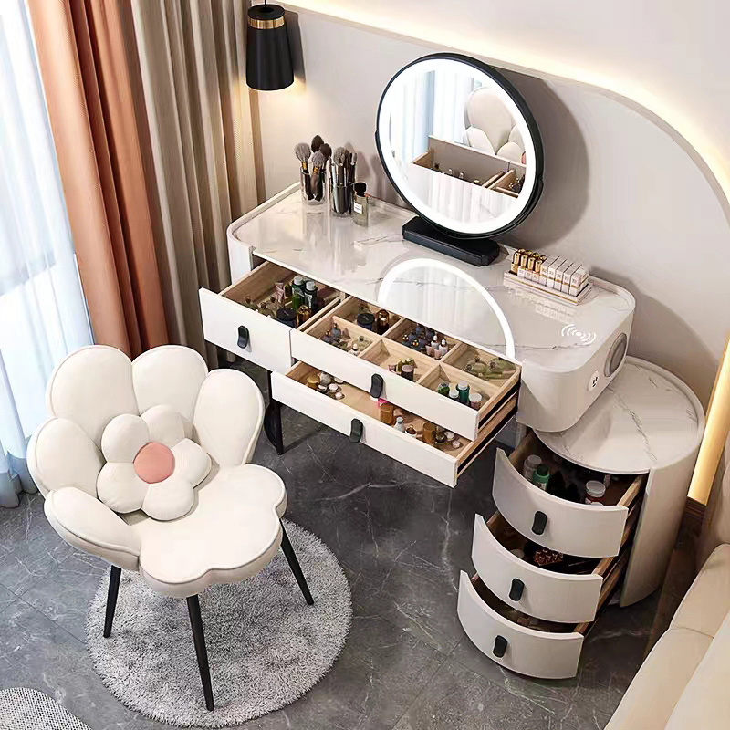 European Luxury Style Design Bedroom Furniture Modern Vanity Set Dressing Table With Makeup Mirror