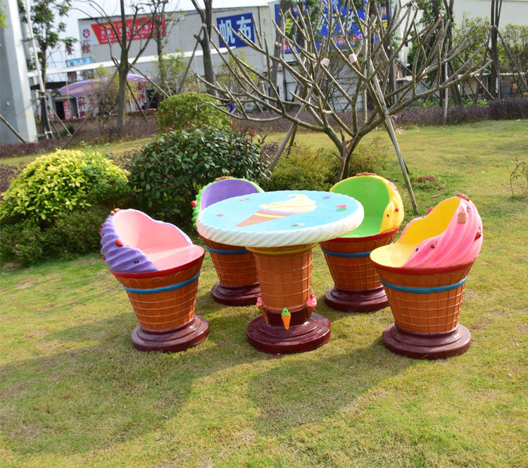 Outdoor resin fiberglass ice cream cone chair and table