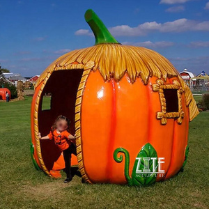 Cartoon Resin Pumpkin House Sculpture Large Beautiful Fiberglass Pumpkin Statue