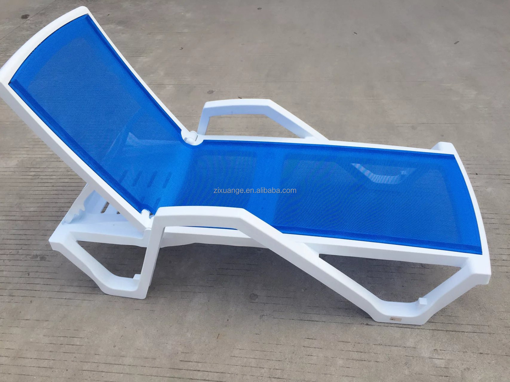 PE Plastic Outdoor furniture double sun lounger chaise lounge chair for Swimming Pool Diving deck chair Sea Beach Lounger