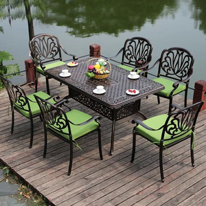 Durable Aluminum big Dining 4 Chairs And 1 Table Bistro Sets matt black cast iron decorative outdoor garden bistro furniture