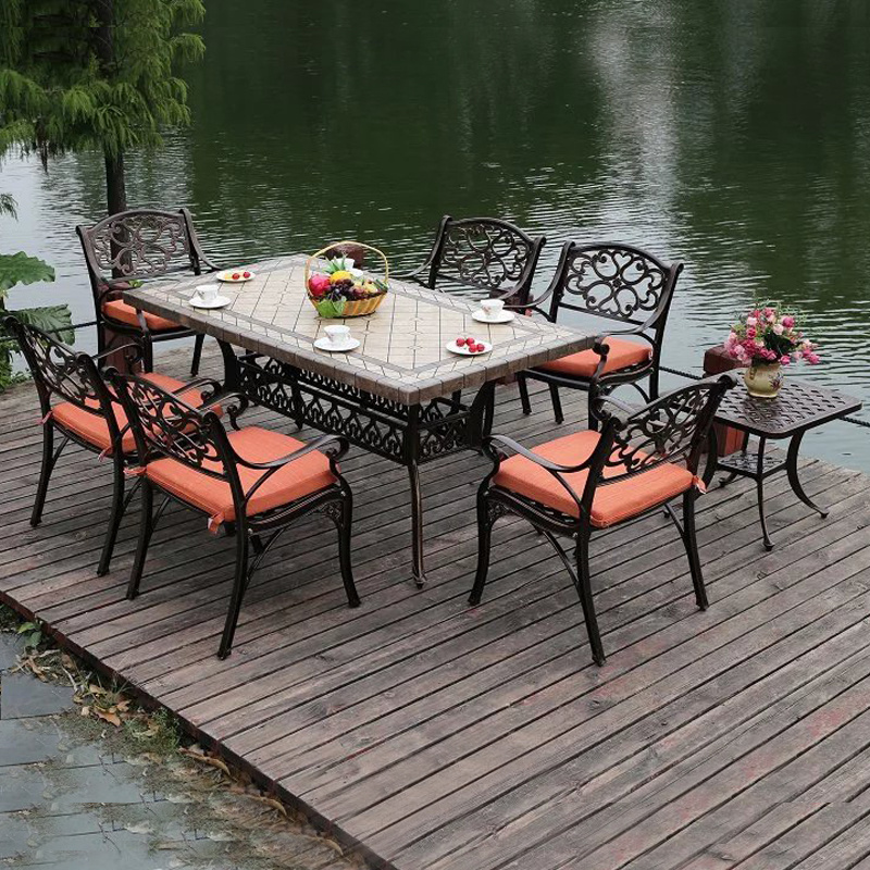 Heavy-duty All Weather Resistant Round Dining Table and Chairs Outdoor Patio Garden Metal Cast Aluminum restaurant Furniture