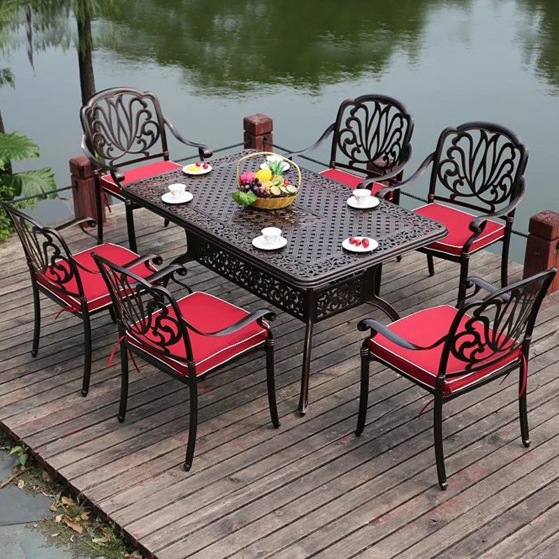 Durable Aluminum big Dining 4 Chairs And 1 Table Bistro Sets matt black cast iron decorative outdoor garden bistro furniture