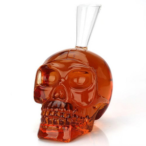 Hot Seller Newest Skulled Glass Decanter Whiskey Glass  Wine Decanter Factory Custom Glass Whisky Decanter