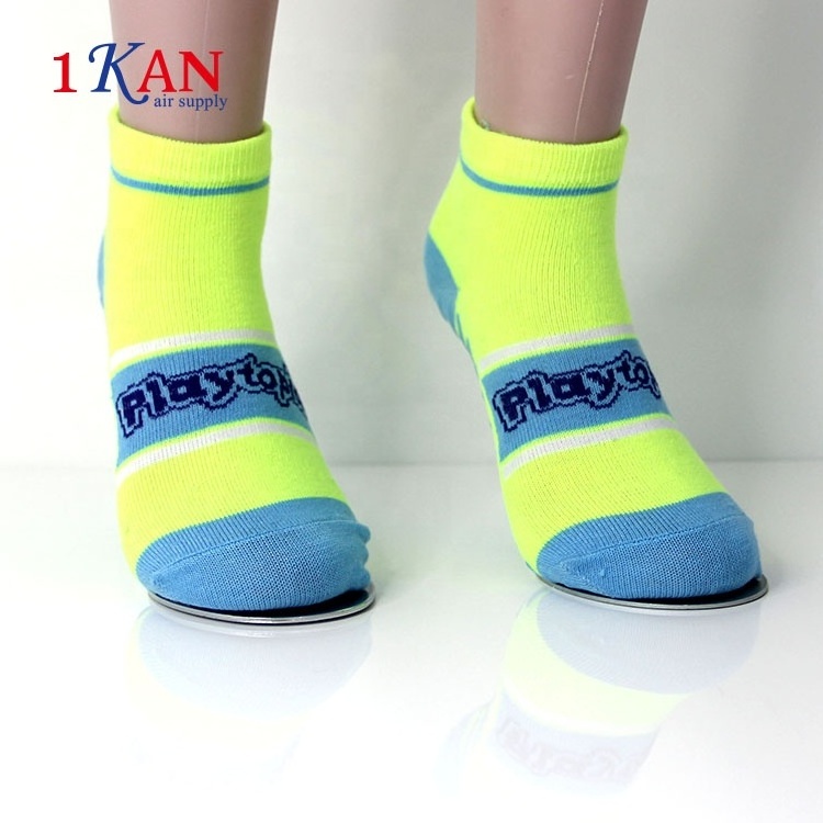 Zhuji manufacturer slipper socks with rubber sole for adults sport running socks funny