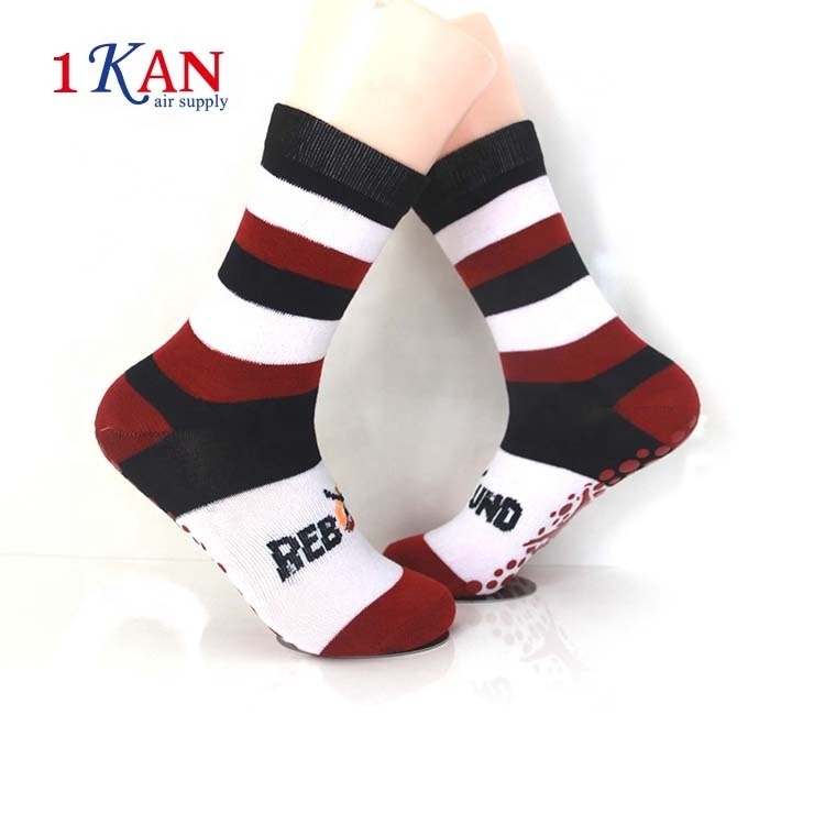 Anti-Bacterial Mid-calf soccer anti slip socks Jump zone sport stripe socks