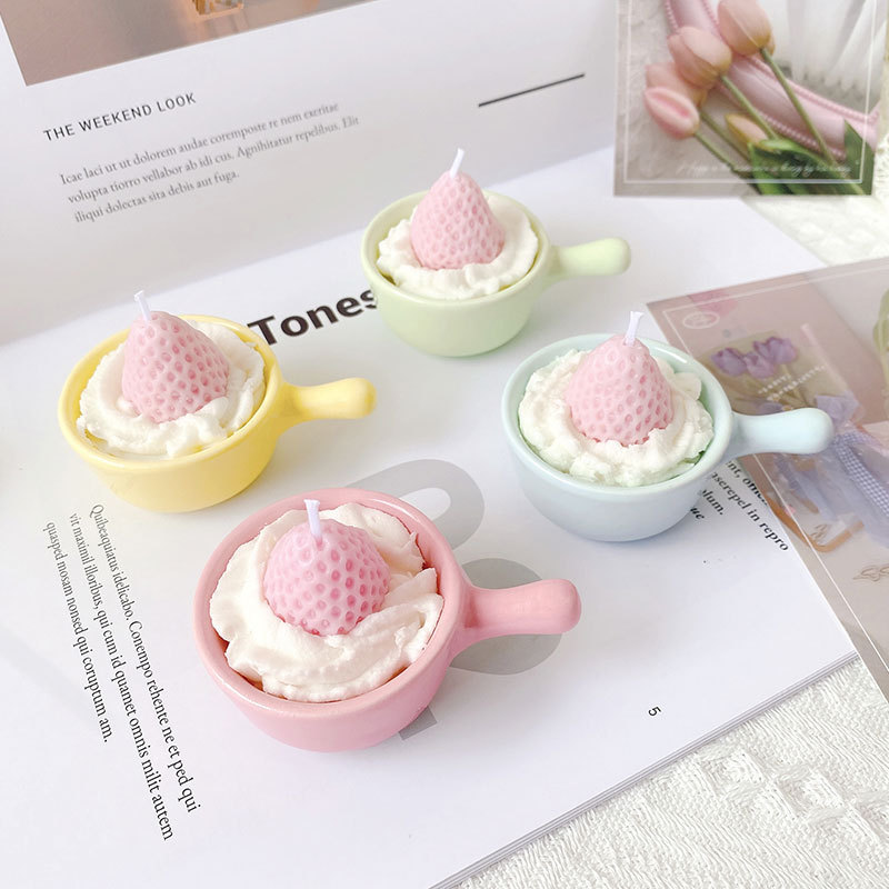 New Design Mini Cute Home Decor Dessert Ice Cream Candle, Strawberry Milk Tea Gift Set Scented Cream Candle