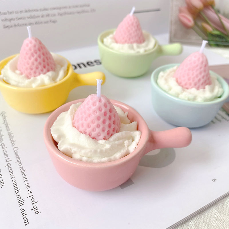 New Design Mini Cute Home Decor Dessert Ice Cream Candle, Strawberry Milk Tea Gift Set Scented Cream Candle