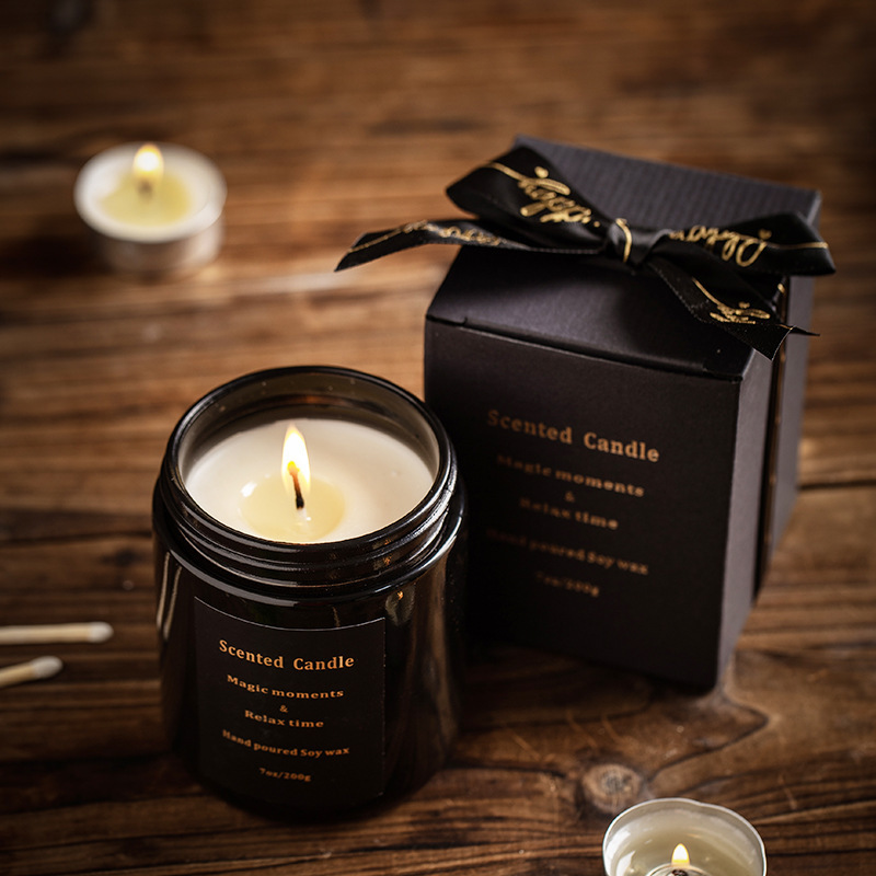 Custom fashion Hot Selling Soy Candles Private Label Scented Beeswax Candles Wood Wick shenzheng Scented Candles